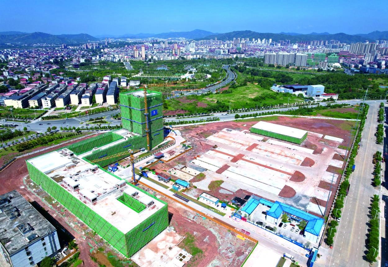 瑞金市綜合客運樞紐站和公交調度中心及游客集散中心項目（一期）主體結構全面封頂